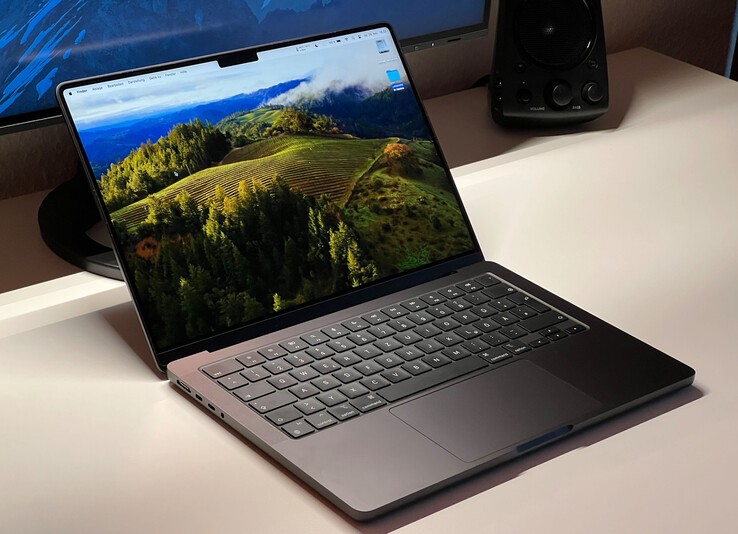 2023 MacBook Pro M3 8 Core CPU and 10 Core GPU 8GB RAM 512GB SSD – Space Gray • Apple M3 10-Core Chip • 8GB Unified RAM | 512GB SSD • 14″ Liquid Retina XDR Screen • Backlit Magic Keyboard • Force Touch Trackpad | Touch ID Sensor - Image 2